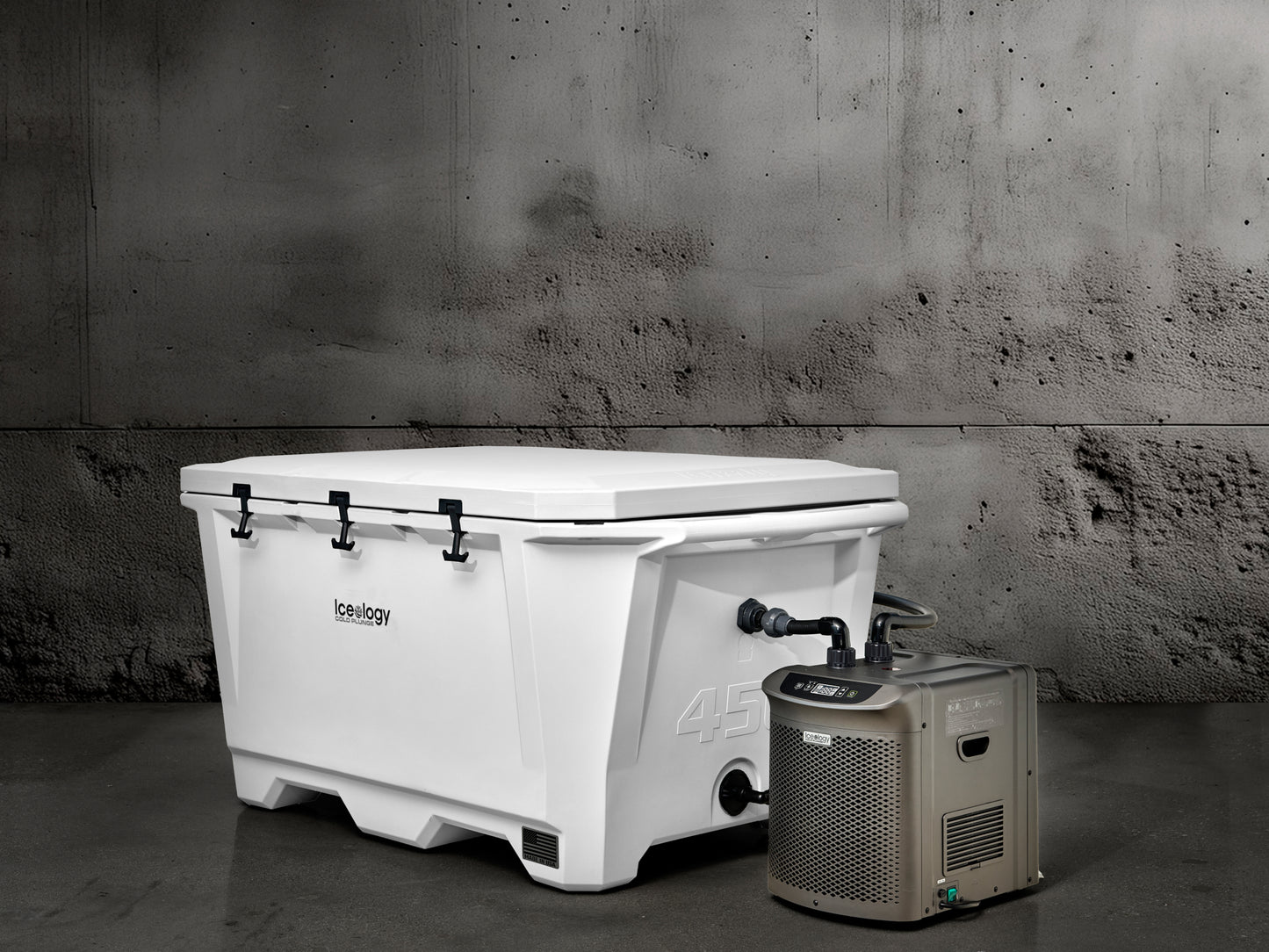 Iceology Cold Plunge 450 with Active Aqua Chiller